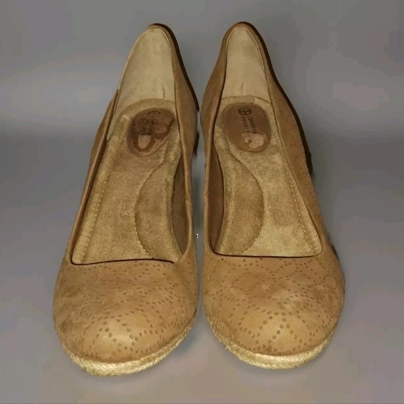 Giani Berini Wedge 6.5M Tan Camel Heel Shoe Memory Foam Comfort SB5#12 - Picture 3 of 7